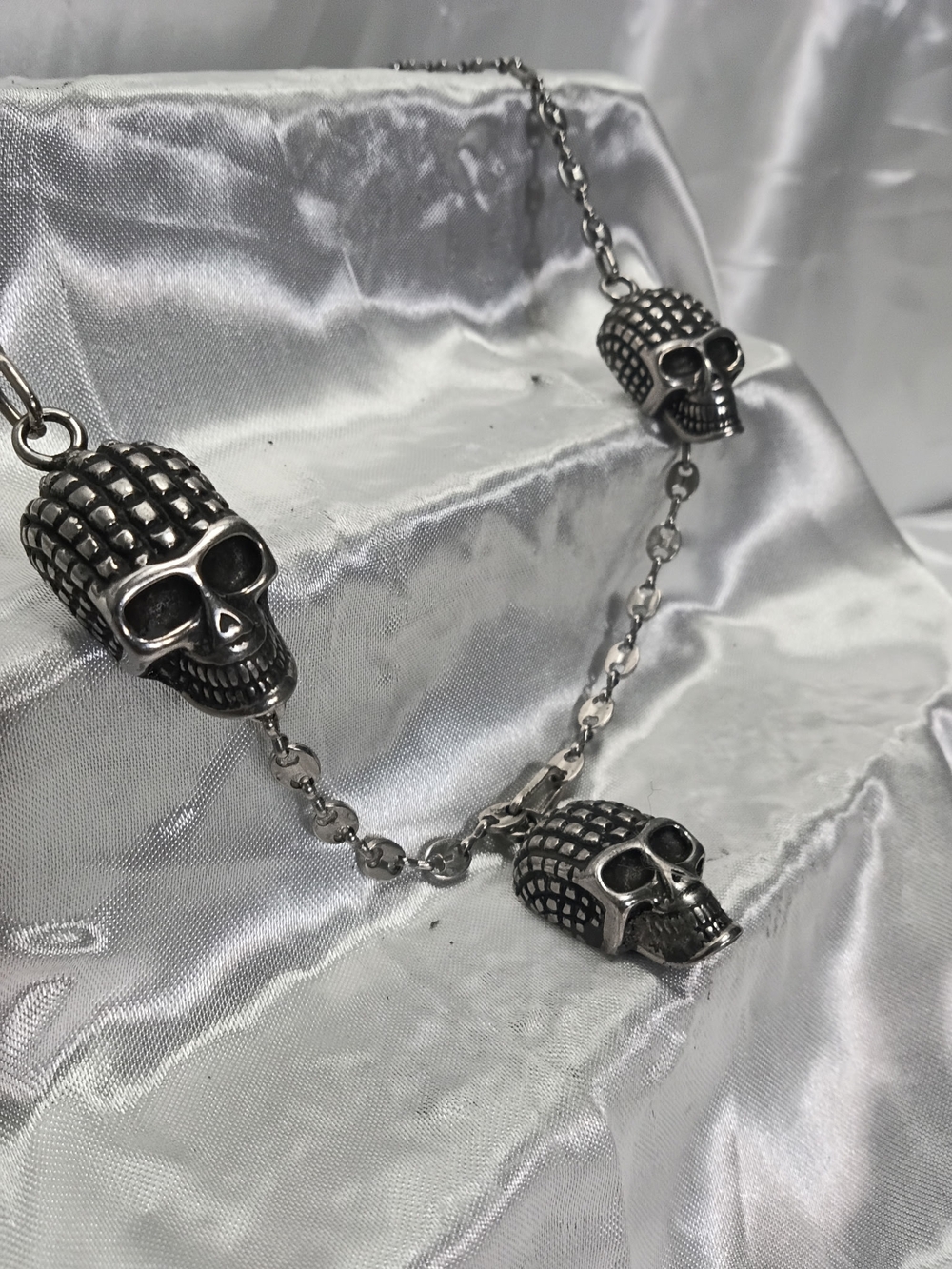 Alien Skull-Silver - 5mm Gucci Style Links-Gothic Chain